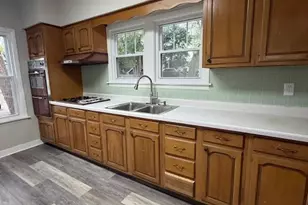 421 N Hough St, Barrington, IL 60010 - Photo 11