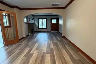 421 N Hough St, Barrington, IL 60010 - Photo 3