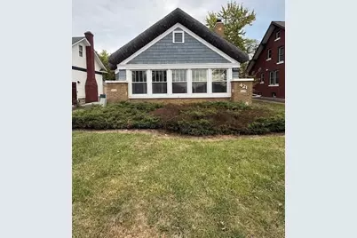 421 N Hough Street, Barrington, IL 60010 - Photo 1