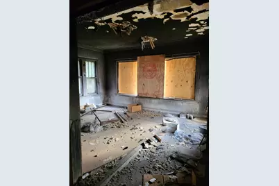 11612 S Yale Avenue, Chicago, IL 60628 - Photo 15