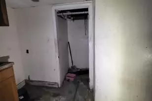 11612 S Yale Ave, Chicago, IL 60628 - Photo 21