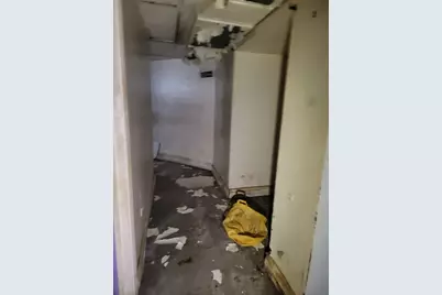 11612 S Yale Avenue, Chicago, IL 60628 - Photo 17