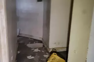 11612 S Yale Ave, Chicago, IL 60628 - Photo 17