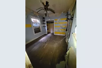 11612 S Yale Avenue, Chicago, IL 60628 - Photo 9