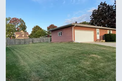 403 E Park Street, Morrison, IL 61270 - Photo 27