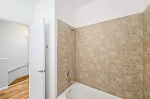 2415 W 32nd Pl, Chicago, IL 60608 - Photo 21