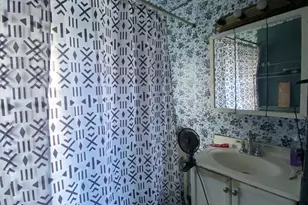 [Address not provided], Bellwood, IL 60104 - Photo 9