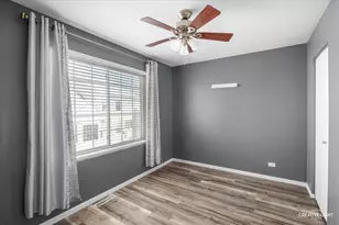 609 Hidden Creek Ln, North Aurora, IL 60542 - Photo 15