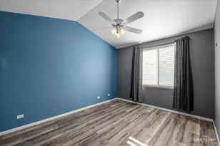 609 Hidden Creek Ln, North Aurora, IL 60542 - Photo 11