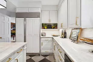 219 E Lake Shore Dr, Chicago, IL 60611 - Photo 15