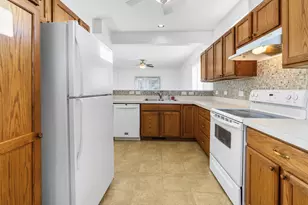 3310 Stakes Ln, Grayslake, IL 60030 - Photo 7