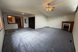 1009 Avenue C, Rock Falls, IL 61071 - Photo 3