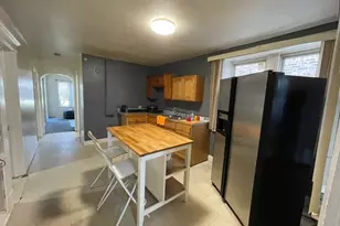 2852 S Kenneth Ave, Chicago, IL 60623 - Photo 9