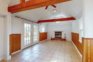 371 S McHenry Ave, Crystal Lake, IL 60014 - Photo 5