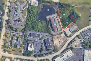 740 Courtyard Dr, Saint Charles, IL 60174 - Photo 1