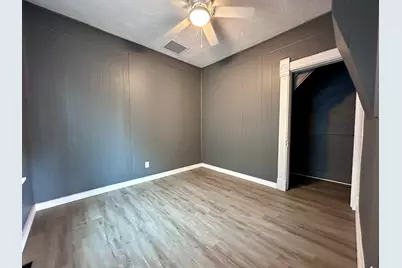 704 W 7th Street, Sterling, IL 61081 - Photo 5