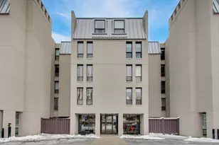 650 Winnetka Mews, Winnetka, IL 60093 - Photo 1