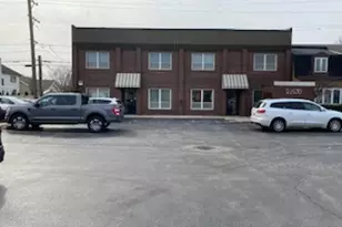 10610 S Cicero Ave, Oak Lawn, IL 60453 - Photo 1