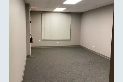 10610 S Cicero Avenue #6, Oak Lawn, IL 60453 - Photo 9