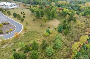 15 Templeton Dr, Oak Brook, IL 60523 - Photo 1