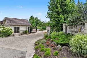 15 Templeton Dr, Oak Brook, IL 60523 - Photo 3