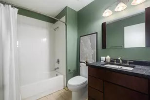 375 W Erie St, Chicago, IL 60654 - Photo 15