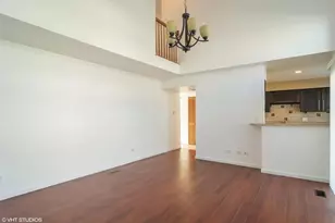 760 E Whispering Oaks Dr, Palatine, IL 60074 - Photo 5