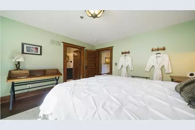 409 N State Street, Franklin Grove, IL 61031 - Photo 43