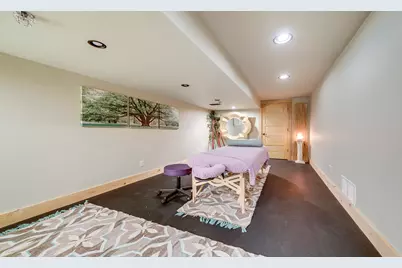 409 N State Street, Franklin Grove, IL 61031 - Photo 83