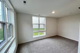 374 Summit Cir, Lombard, IL 60148 - Photo 9