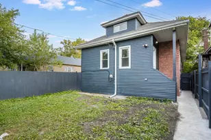 7554 S Perry Ave, Chicago, IL 60620 - Photo 17