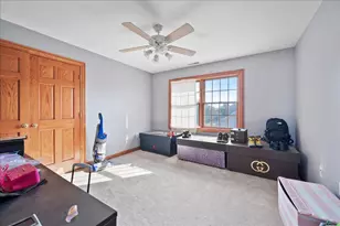 1084 Redwood Dr, Yorkville, IL 60560 - Photo 21