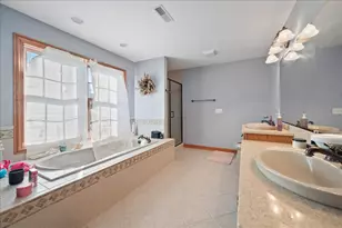 1084 Redwood Dr, Yorkville, IL 60560 - Photo 19