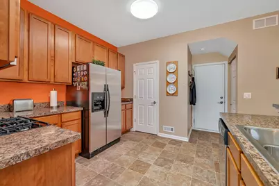 1047 Heron Circle, Joliet, IL 60431 - Photo 13