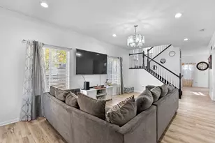 4104 Dillon St, Plano, IL 60545 - Photo 9