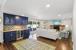 938 N Marsha Dr, Palatine, IL 60067 - Photo 9
