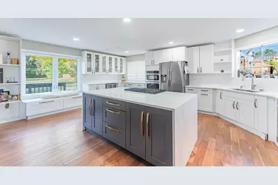 120 Pratt Boulevard, Roselle, IL 60172 - Photo 9