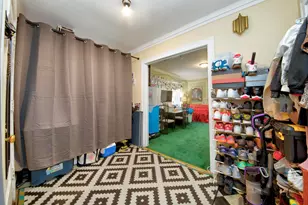 6246 N Oakley Ave, Chicago, IL 60659 - Photo 39