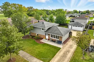 6413 181st Pl, Tinley Park, IL 60477 - Photo 3