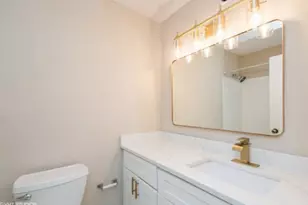 10 E Ontario St, Chicago, IL 60611 - Photo 5