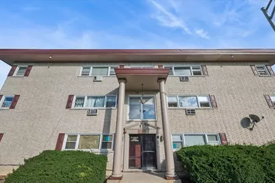 5011 Saint Charles Road #301, Bellwood, IL 60104 - Photo 15