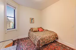 926 W Barry Ave, Chicago, IL 60657 - Photo 9