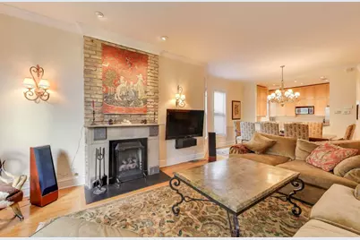 926 W Barry Avenue #3, Chicago, IL 60657 - Photo 5