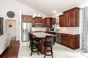 36 Lone Oak Ct, Bloomington, IL 61705 - Photo 11