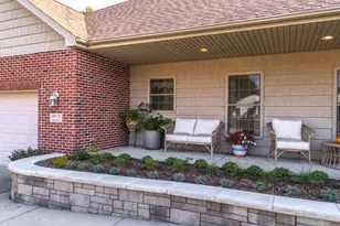 36 Lone Oak Ct, Bloomington, IL 61705 - Photo 59