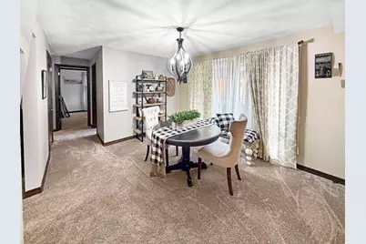 2406 Il Route 26 N, Freeport, IL 61032 - Photo 21