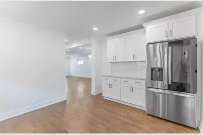 2630 N Austin Avenue, Chicago, IL 60639 - Photo 9