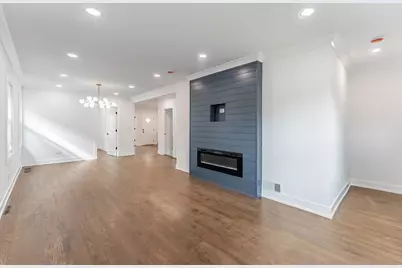 2630 N Austin Avenue, Chicago, IL 60639 - Photo 5