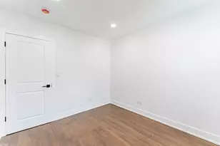 2630 N Austin Ave, Chicago, IL 60639 - Photo 15