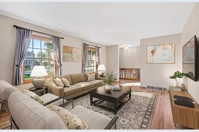 29W316 Andermann Drive, Naperville, IL 60564 - Photo 3